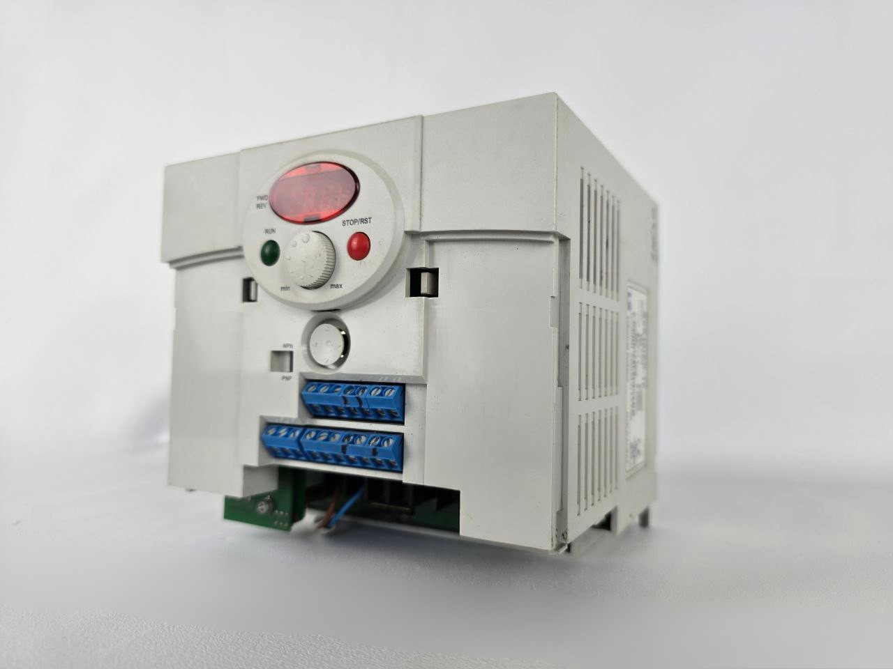 Ремонт частотного преобразователя LS SVO15iC5-1F